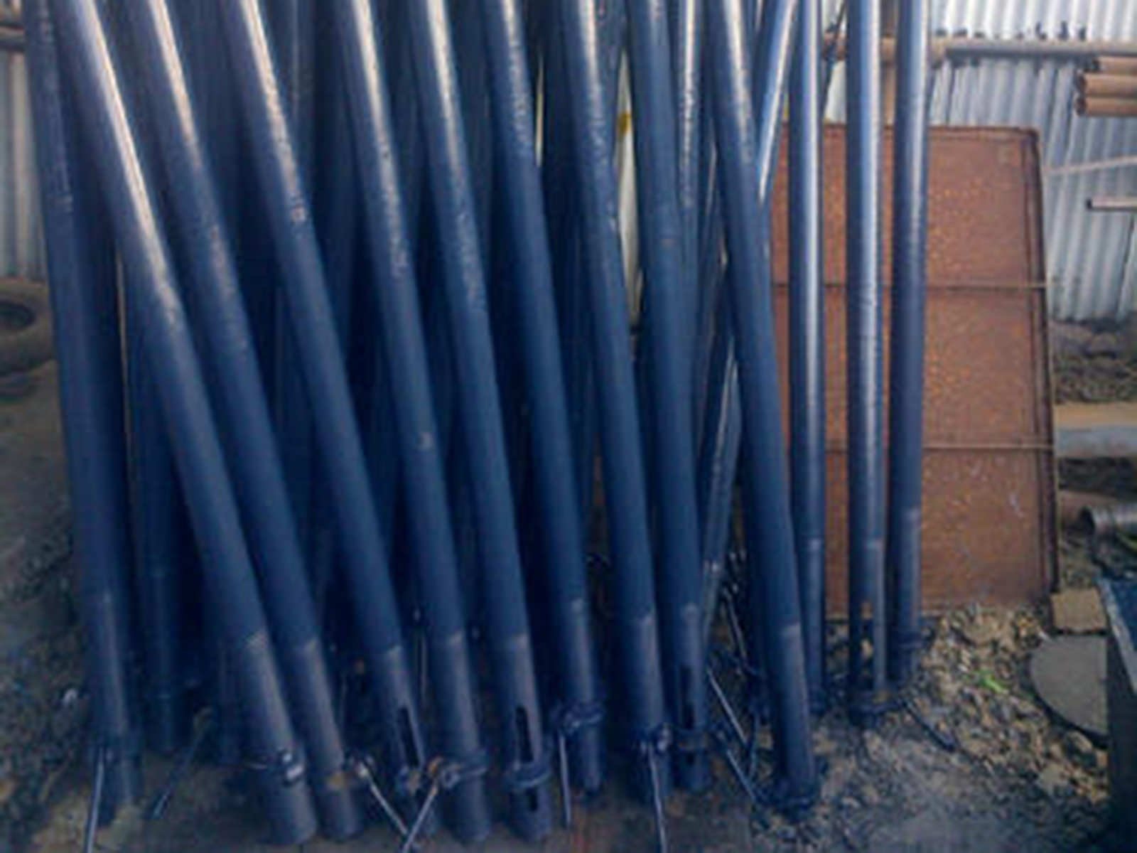 Centering-Jack-Pipe Centering-Jack-Pipe