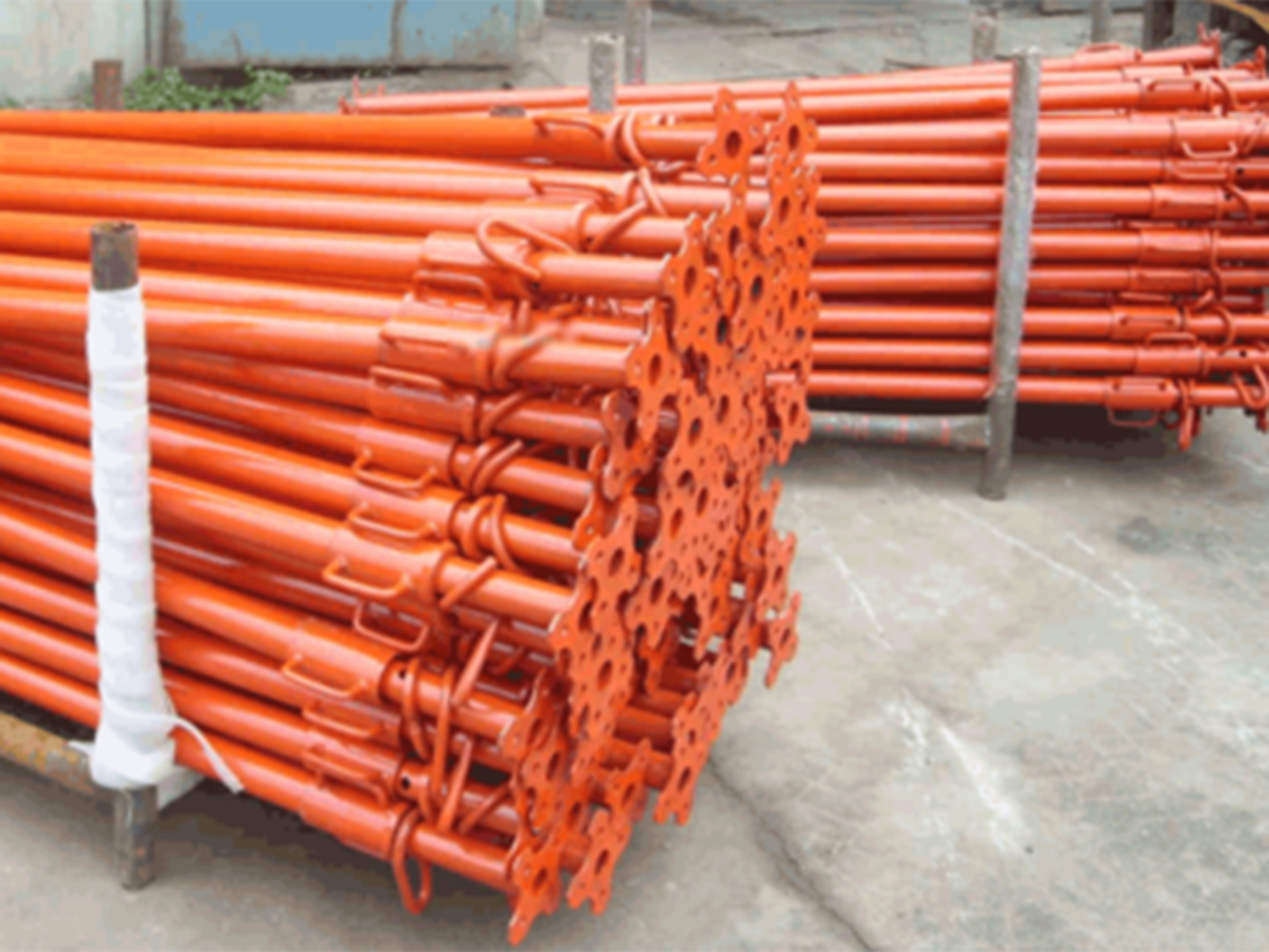 Centering-Jack-Pipe Centering-Jack-Pipe