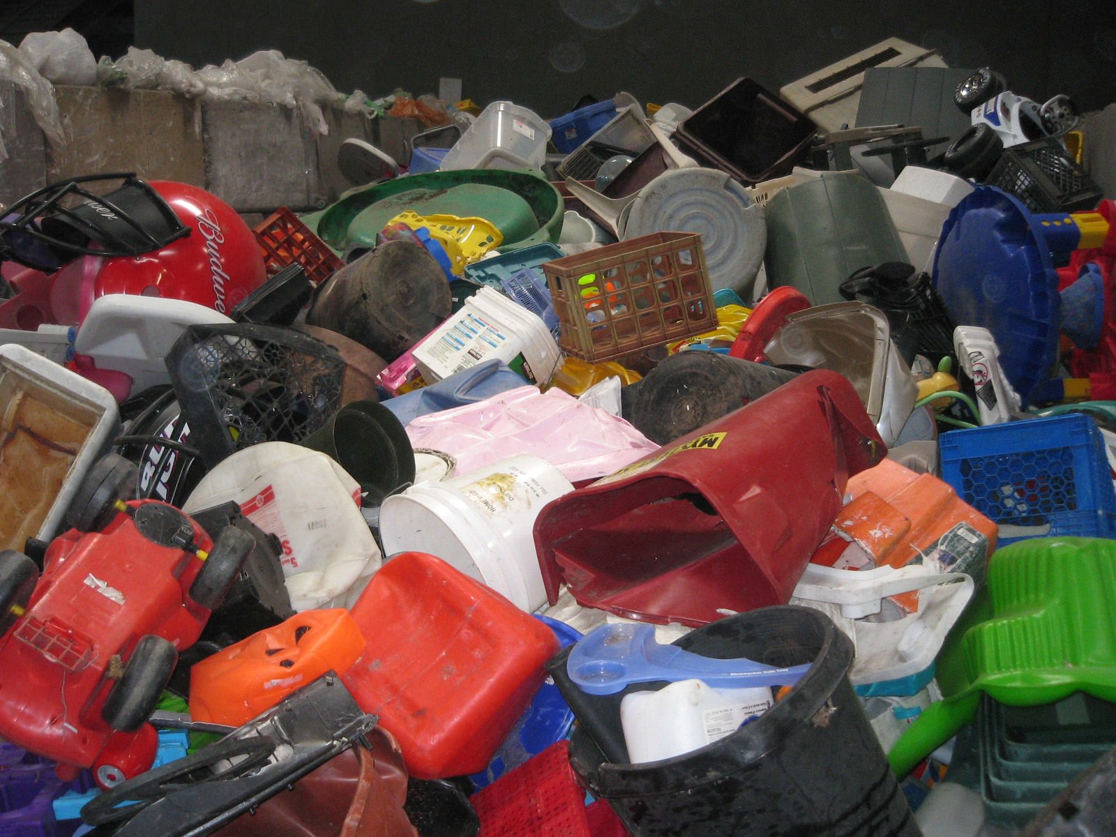 Plastic Scrap Buyer Plastic Scrap Buyer